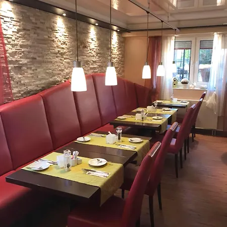 Hotel Sperling Mit E-ladestation Špýr