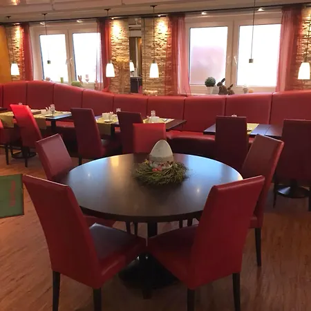 Sperling Mit E-ladestation