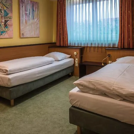 Hotel Sperling Mit E-ladestation Špýr