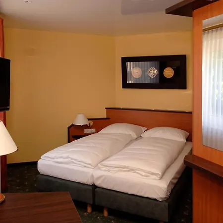 Sperling Mit E-ladestation Hotel 3*