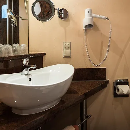 Sperling Mit E-ladestation 3*