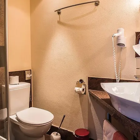 Hotel Sperling Mit E-ladestation 3*