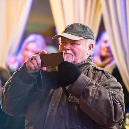 Sperling Mit E-ladestation ホテル スパイヤー